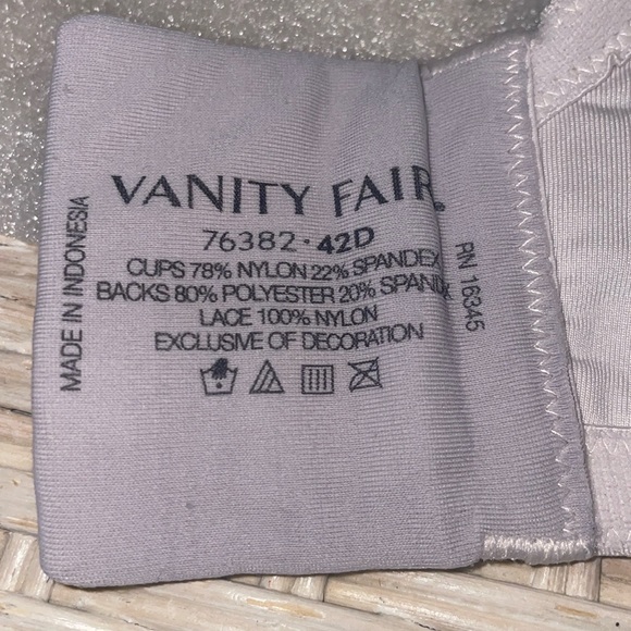 Vanity Fair Womens Underwire Bra Lace Trim Size 42D Beige - Picture 8 of 8